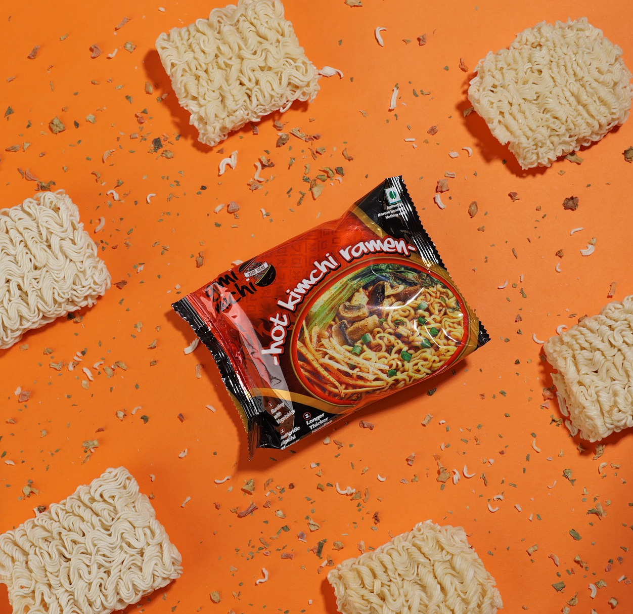 Gimi Michi Korean Kimchi & Fire Twin Duo Box - 2 Kimchi + 2 Spiiicy Korean Ramen - 4 x 100 grams